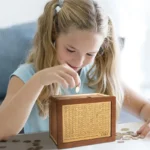 Tirelire japonaise Kakeibo en bois avec système de comptage intégré – Image 4
